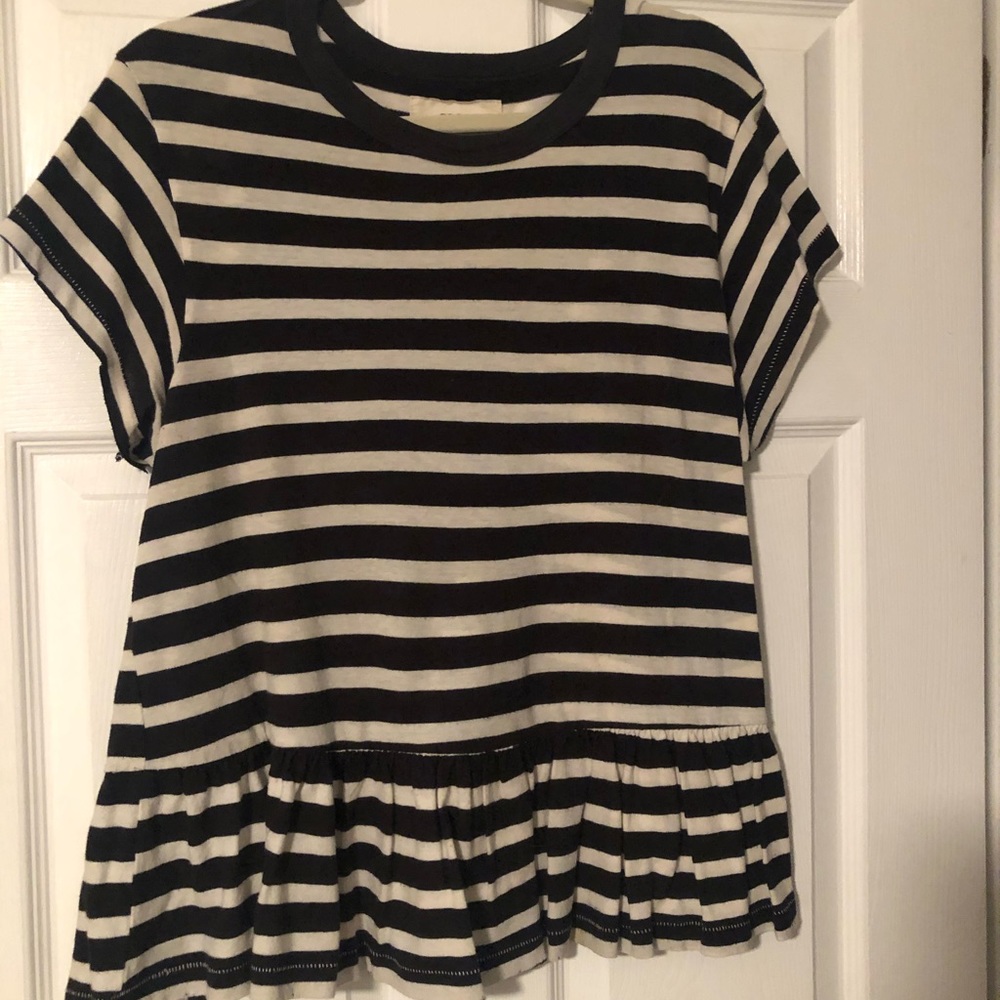 The great black and white strip t with ruffle hem